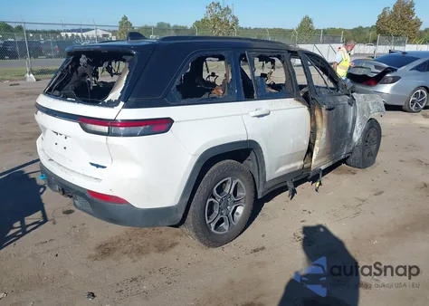 2022 Jeep Grand Cherokee 4Xe Trailhawk 4X4 из США, поврежденный, VIN 1C4RJYC63N8721666